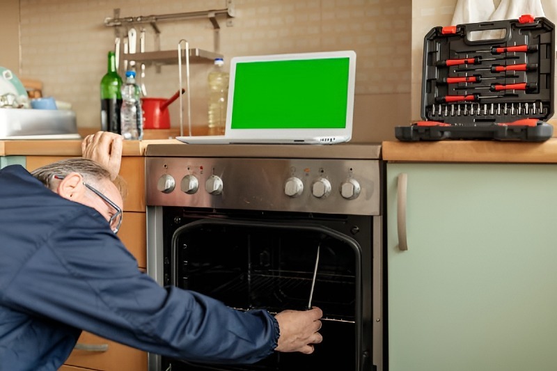 Oven & Stove repair in Lakeside